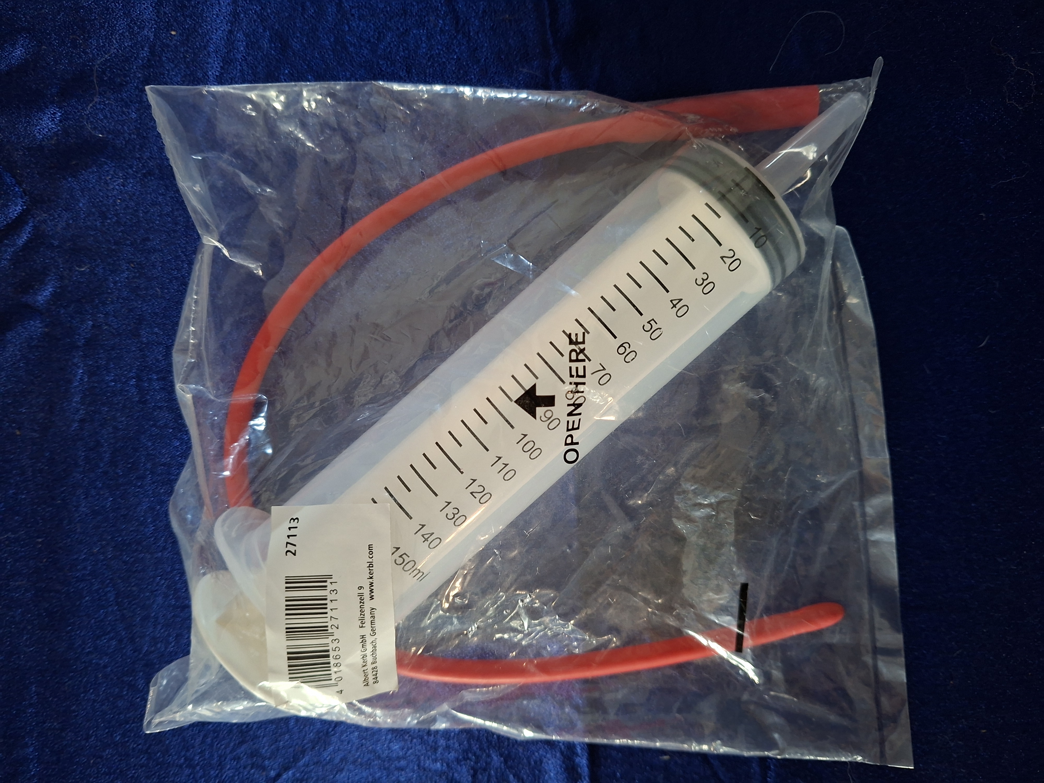 Seringue avec sonde pour colostrum